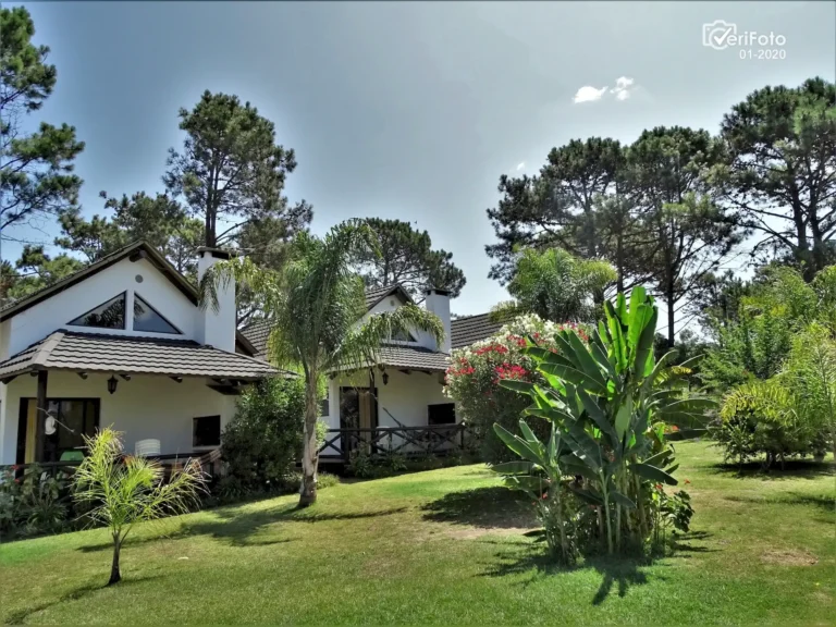 081-piscina-climatizada-bungalows-punta-colorada-05
