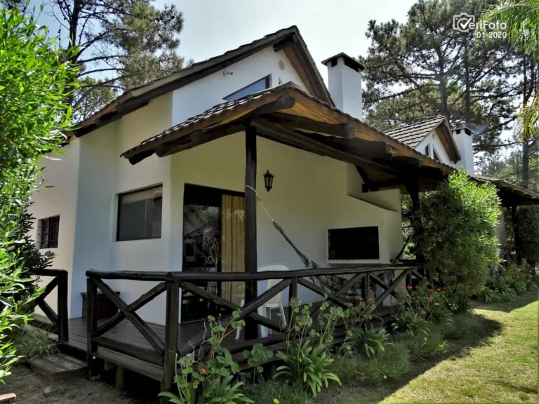 082-bungalow-con-parrillero-individual-alojamiento-punta-colorada-04