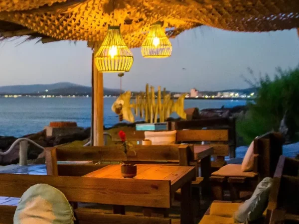1-donde-comer-gastronomia-y-tiendas-cercanas-punta-colorada-piriapolis-uruguay